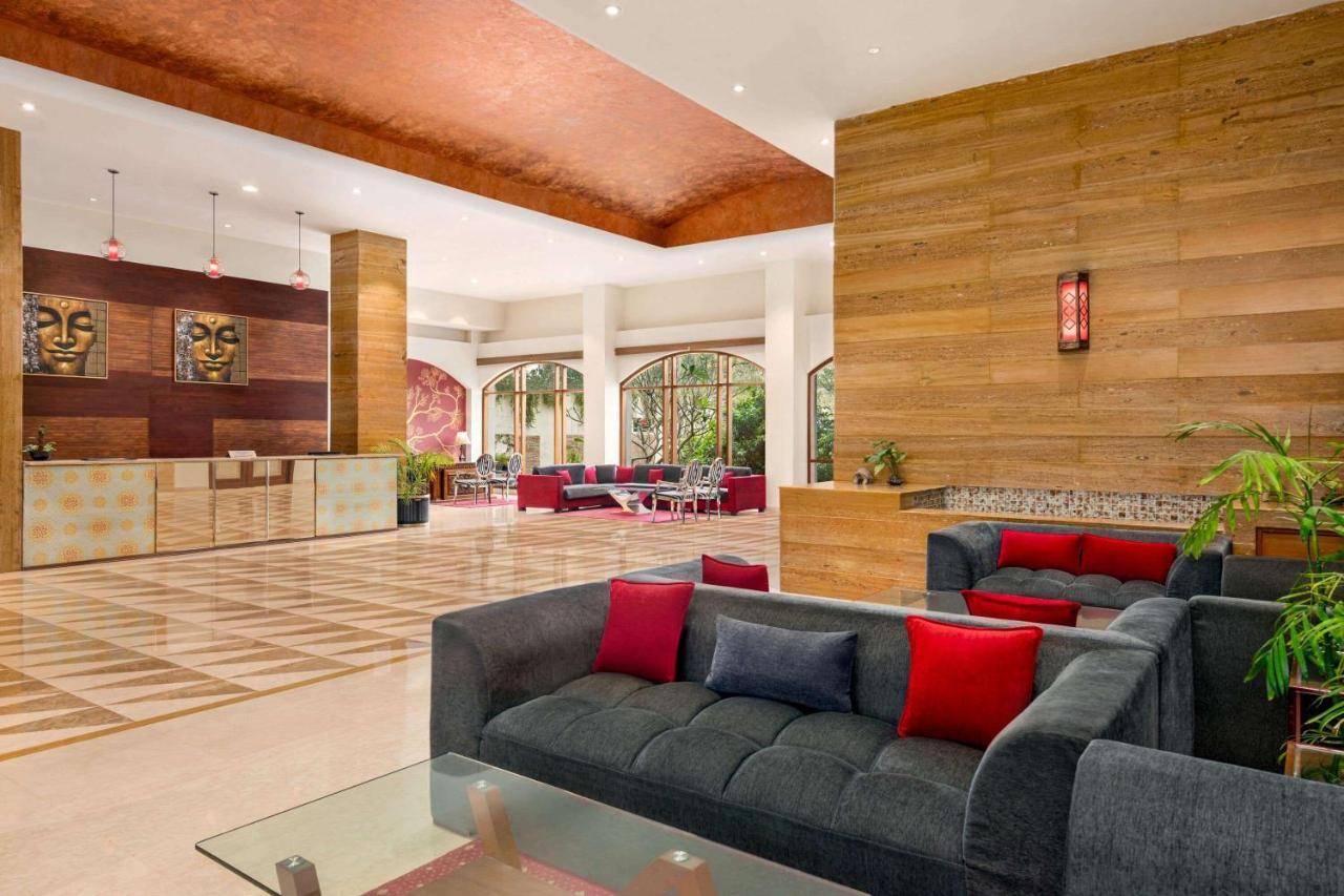 Ramada By Wyndham Jaipur Jaisinghpura Hotel Kültér fotó