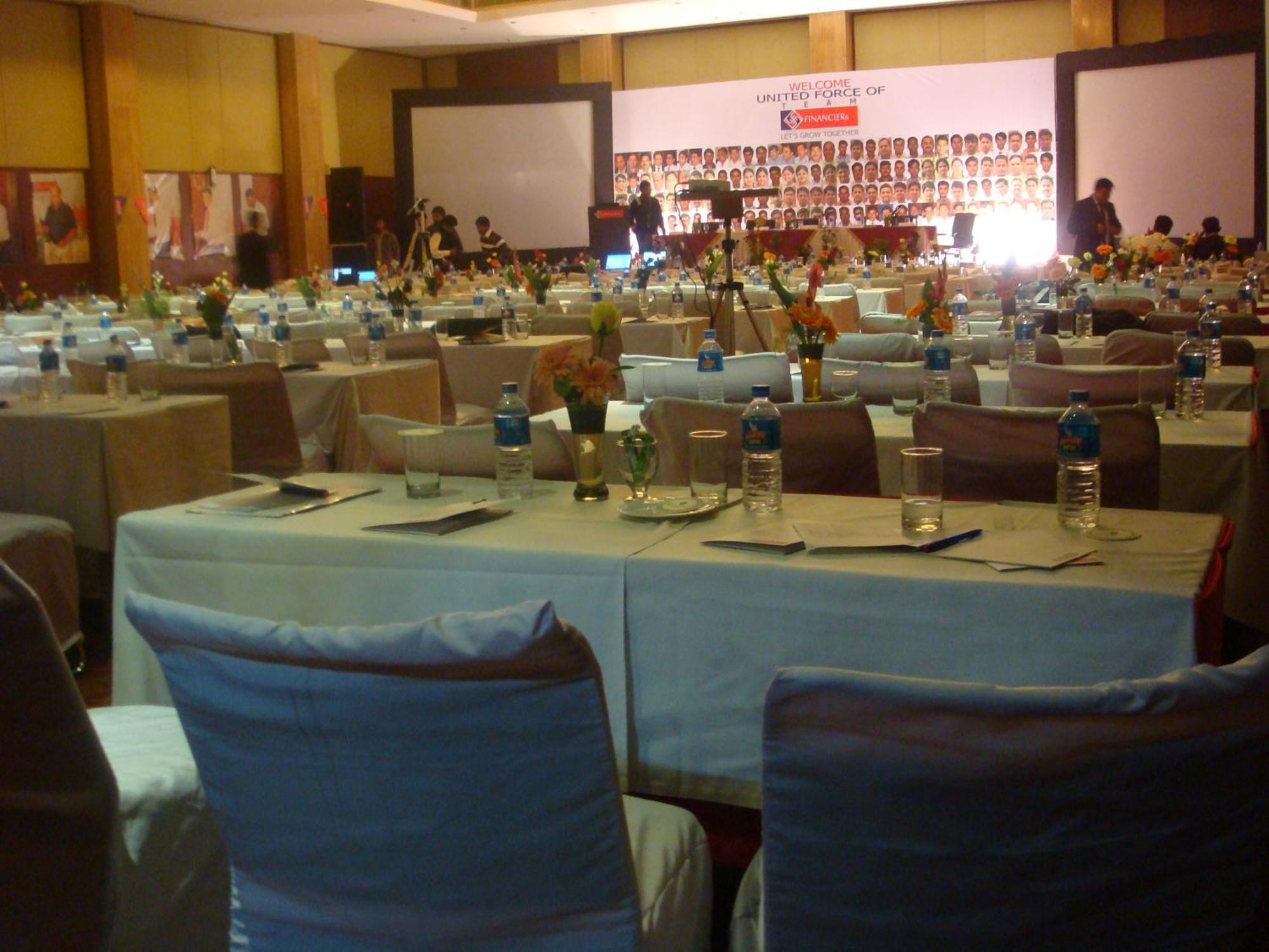 Ramada By Wyndham Jaipur Jaisinghpura Hotel Kültér fotó